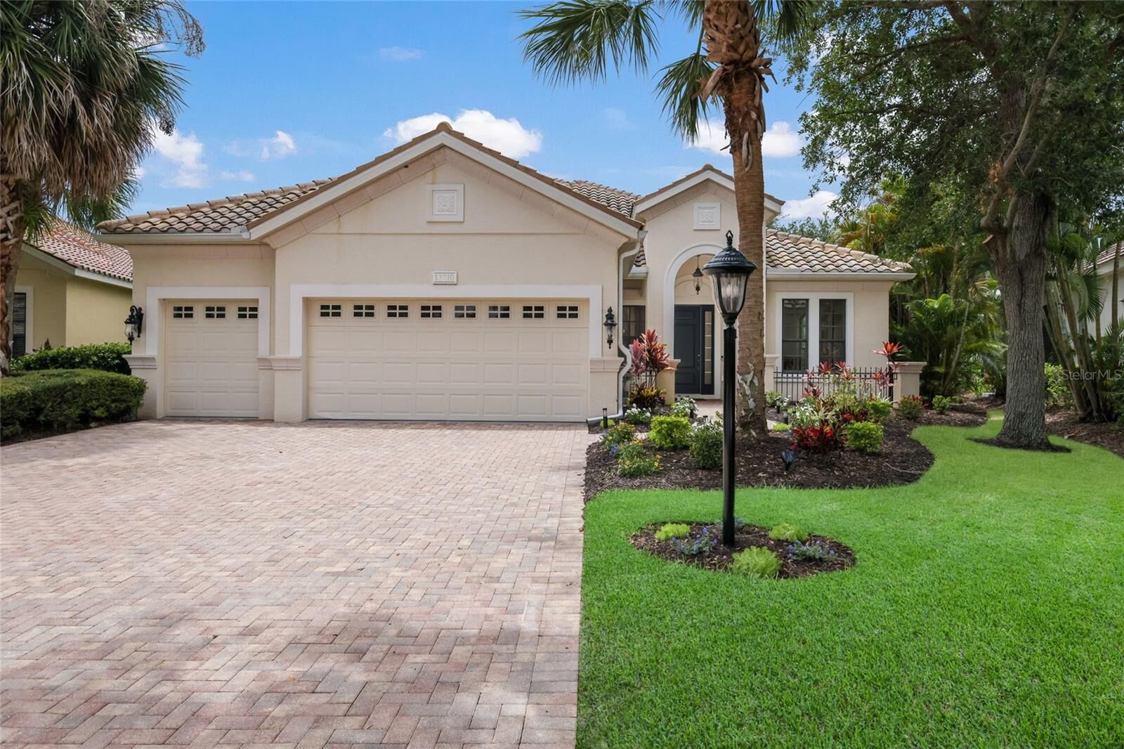 Property Photo:  12710 Stone Ridge Place  FL 34202 