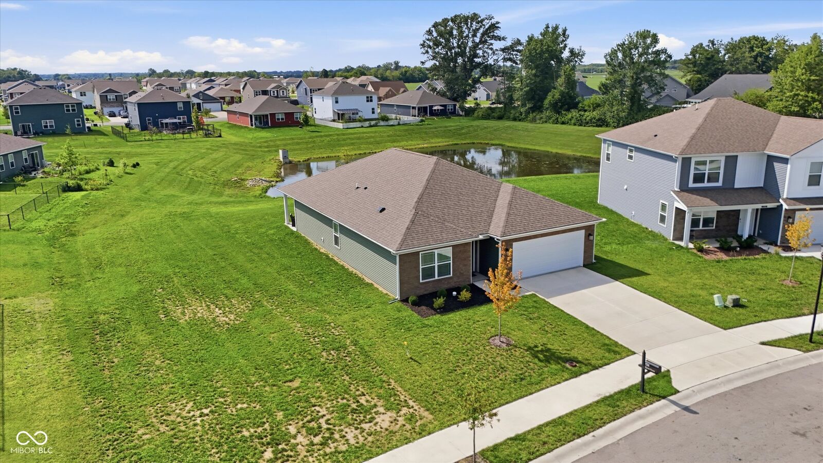 Property Photo:  724 Byron Street  IN 46140 