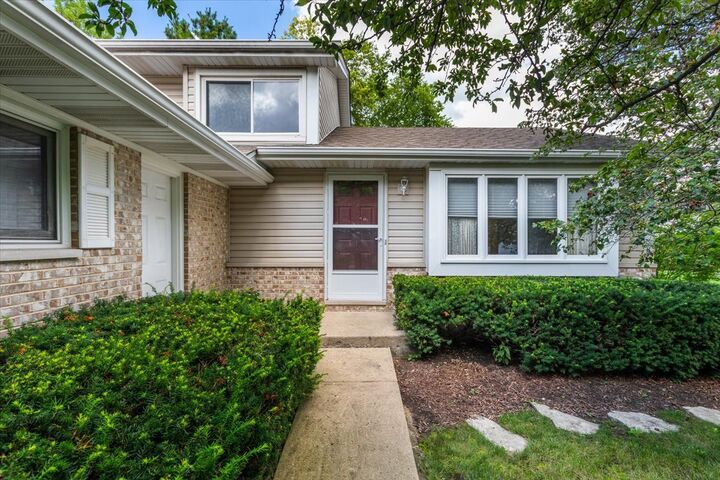 Property Photo:  235 Indianwood Lane  IL 60185 
