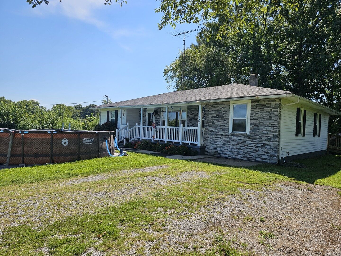 Property Photo: 309 N Main Street IL 62846