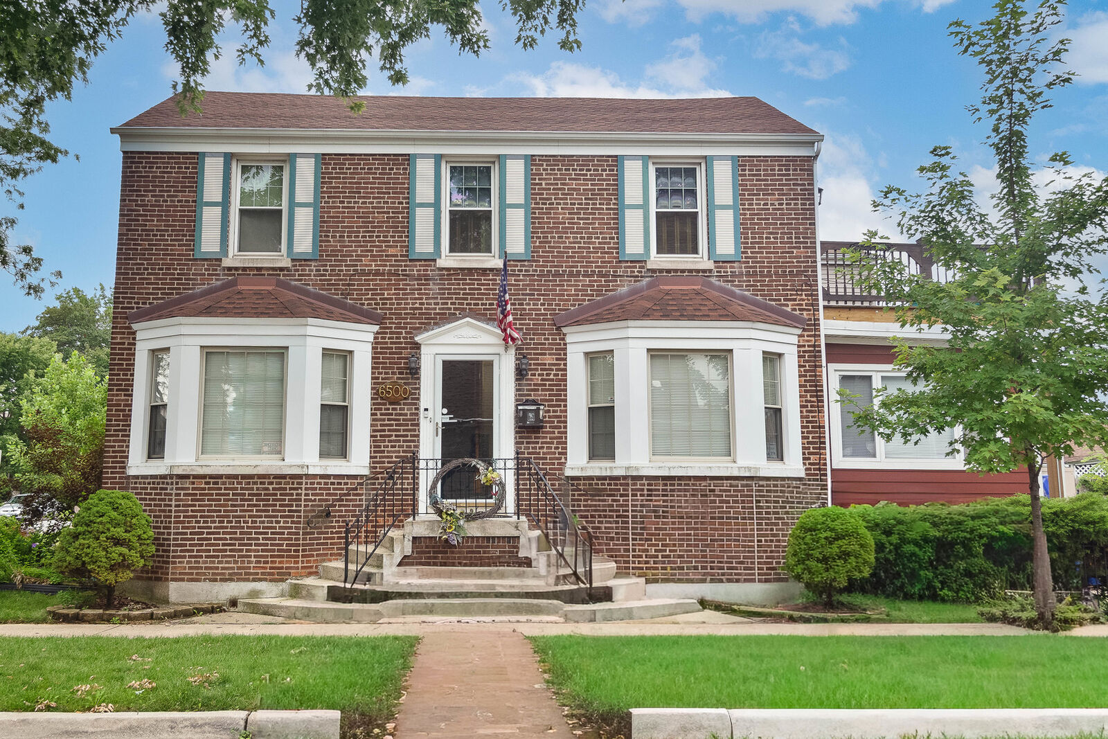 Property Photo: 6500 S Komensky Avenue IL 60629