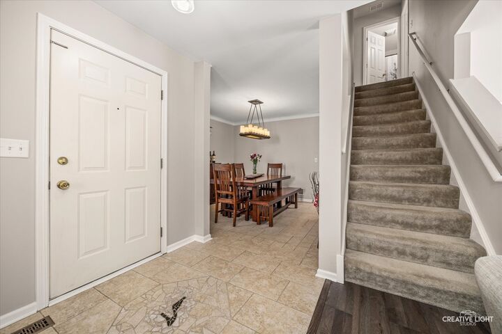 Property Photo:  1817 Thornapple Way  IL 60504 
