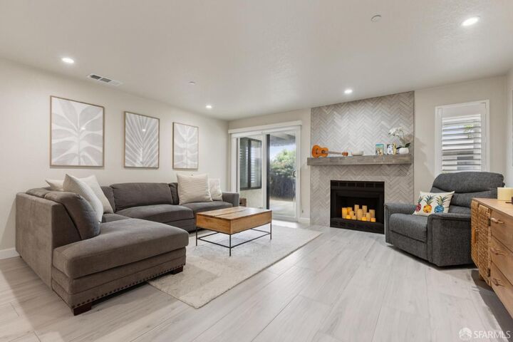 Property Photo:  204 Palmetto Avenue  CA 94044 
