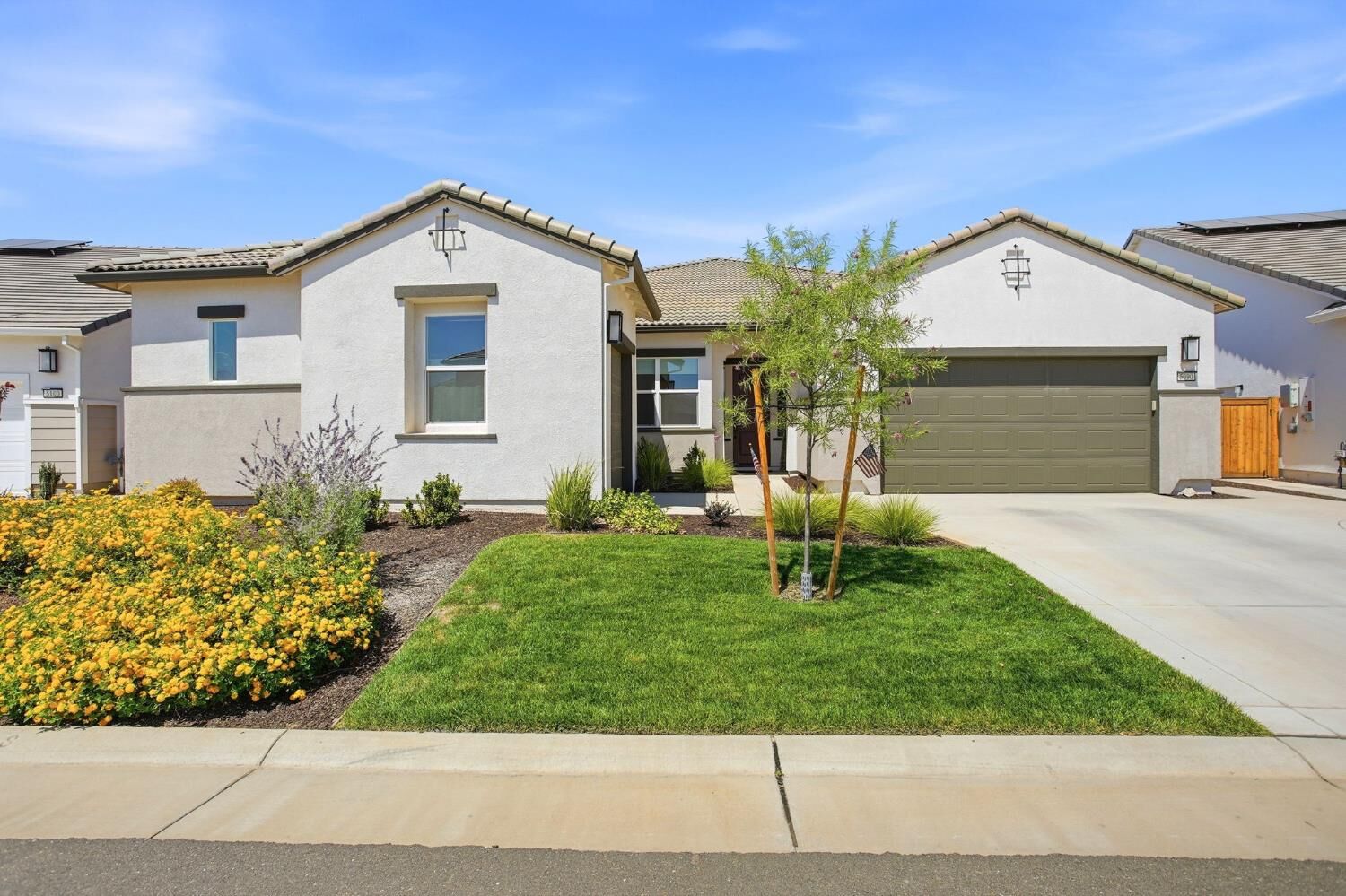 Property Photo: 5090 Royal Lily Avenue CA 95747
