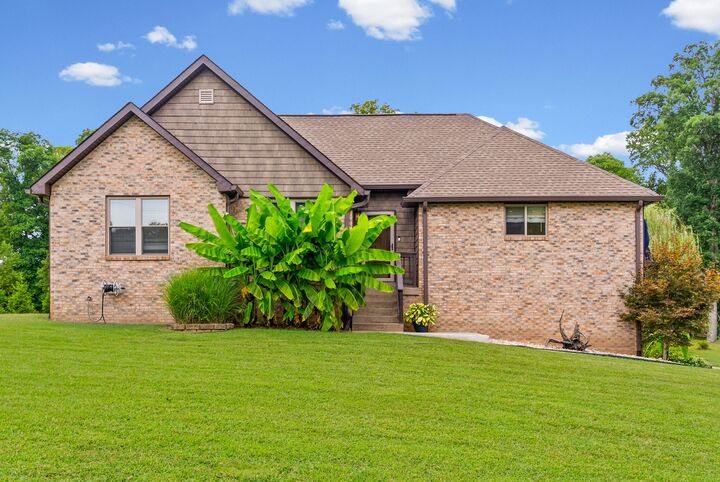 Property Photo:  344 Deepwood Trl  TN 37042 