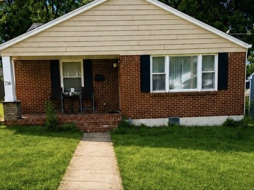 Property Photo: 716 Myrtle St TN 37206