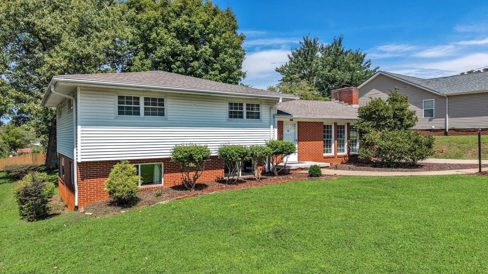 Property Photo: 5717 Cherry Street TN 37363