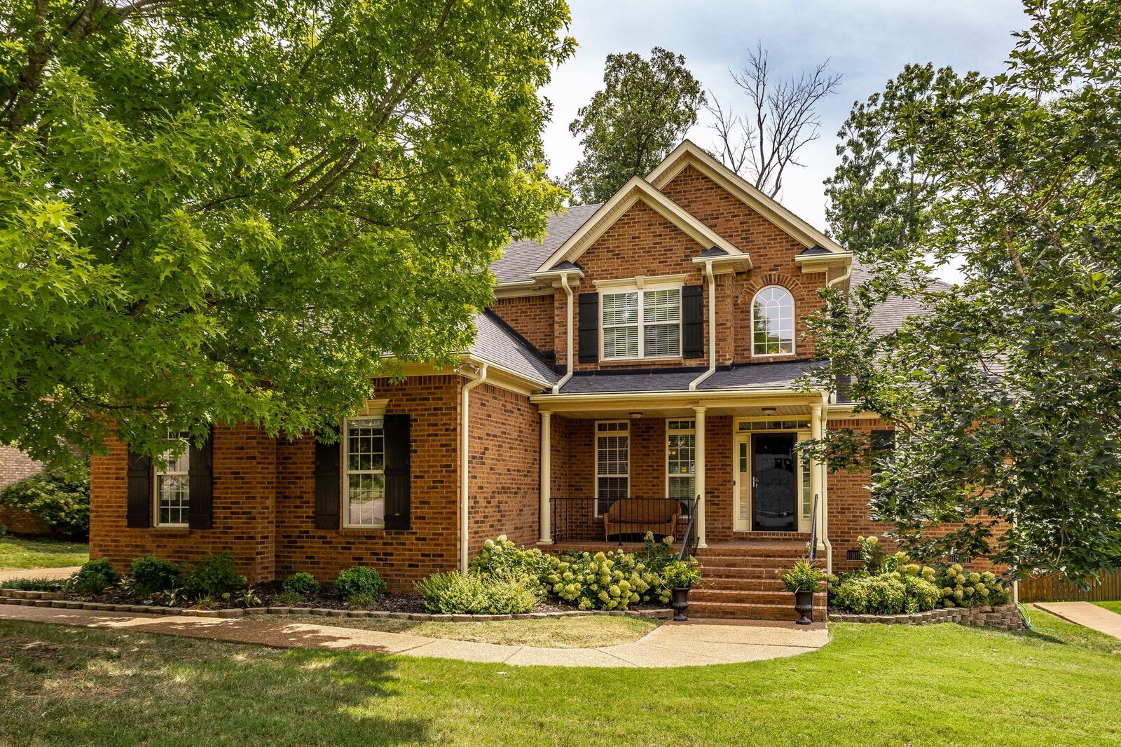 Property Photo:  1074 Mansker Farm Blvd  TN 37075 