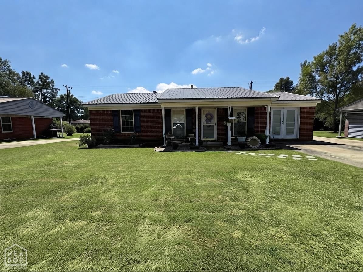 Property Photo:  1221 2nd Street  AR 72472 