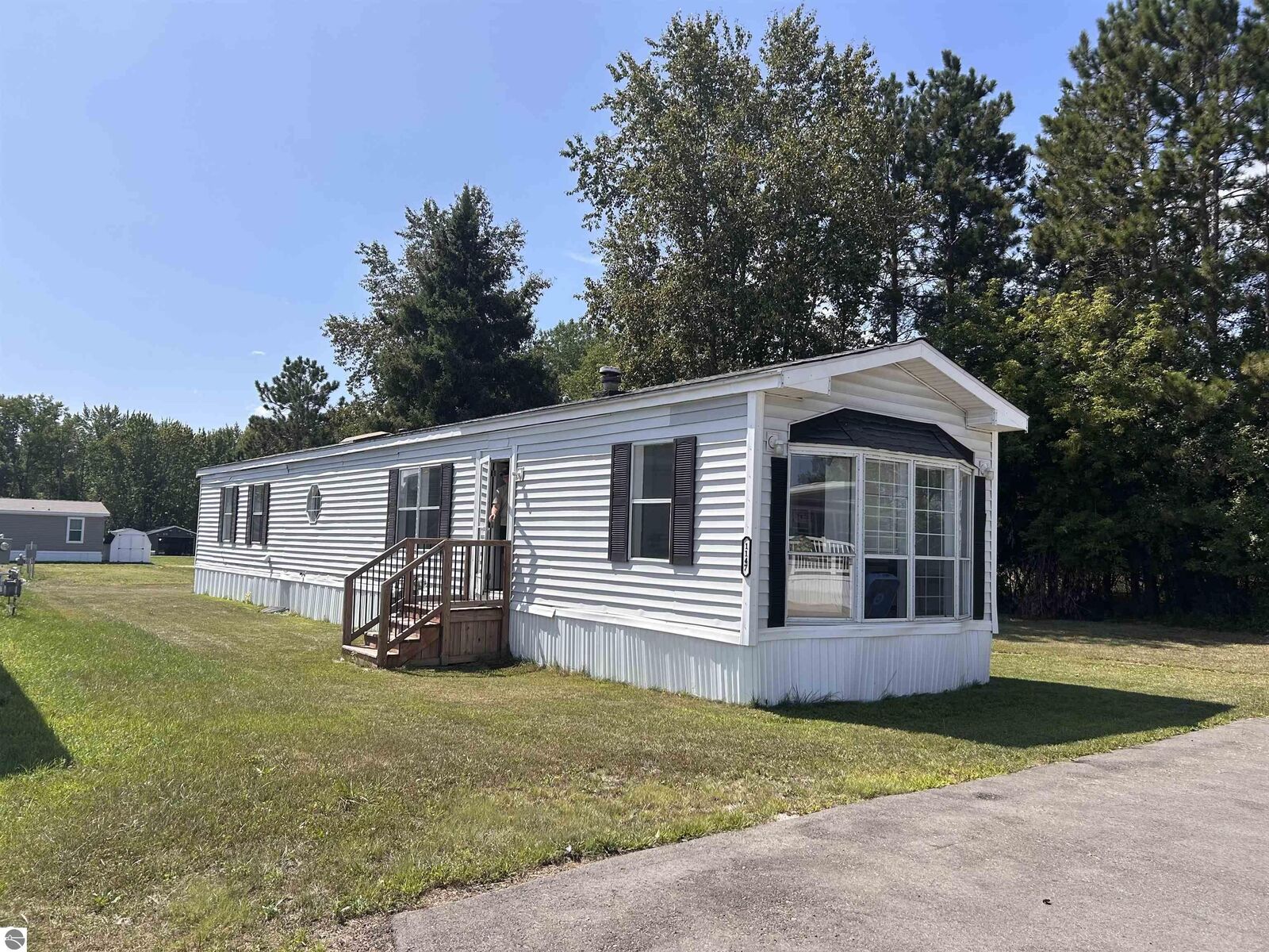 Property Photo: 1147 Barnswood Court MI 48858