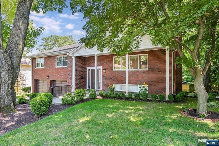 Property Photo:  39 Hickory Street  NJ 07632 