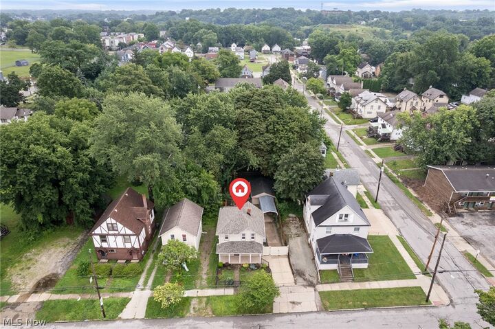 Property Photo:  543 Allyn Street  OH 44311 