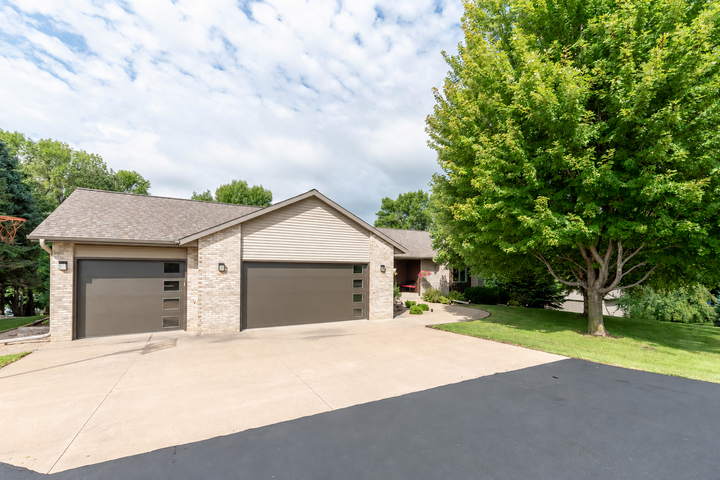Property Photo:  24200 Gingerale Trail  MN 56063 