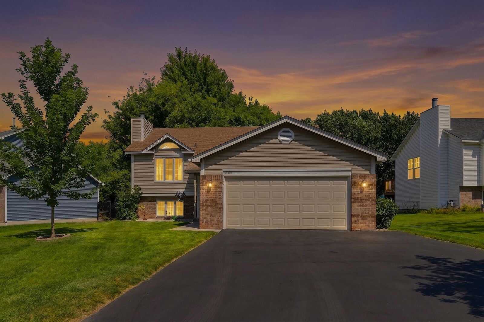 Property Photo:  12959 Black Hills Drive  MN 55337 