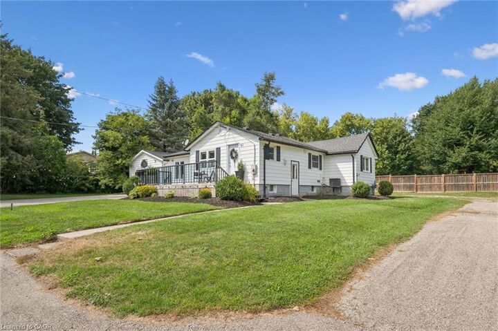 Property Photo:  91 Jane Street  ON N0B 2M0 