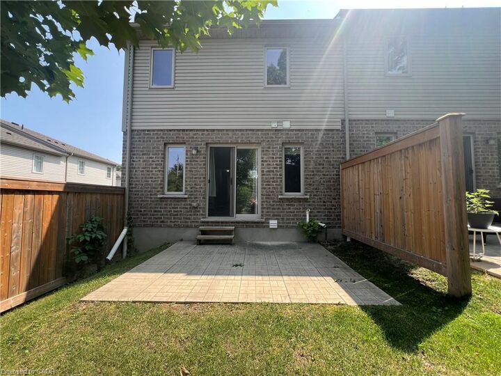 Property Photo:  50 Pinnacle Drive 61  ON N2P 0H8 