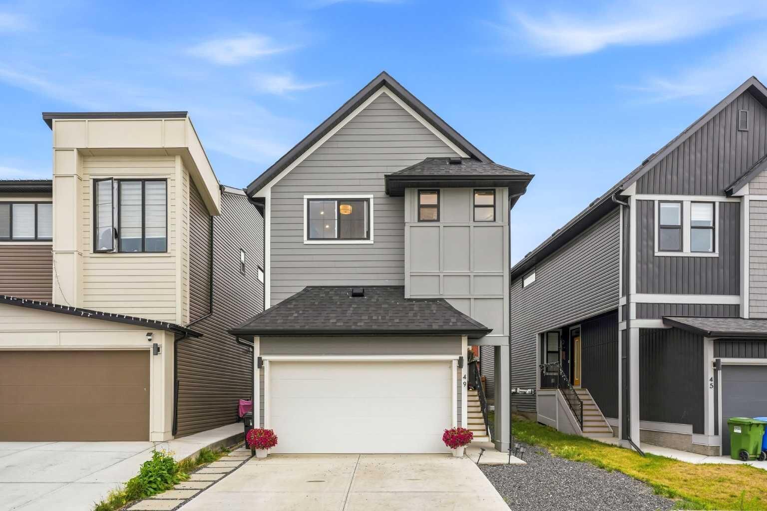 Property Photo:  49 Copperhead Road SE  AB T2Z 5H1 