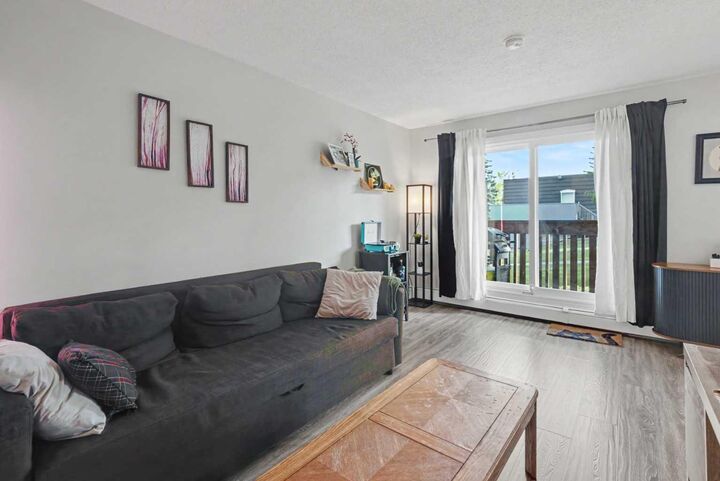 Property Photo: 11620 Elbow Drive SW 811 AB T2W 3L6