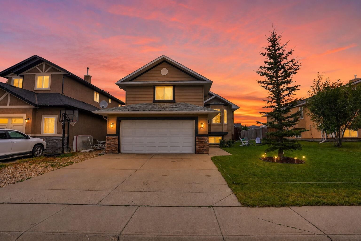 Property Photo: 176 Sunset Heights AB T0M 0S0