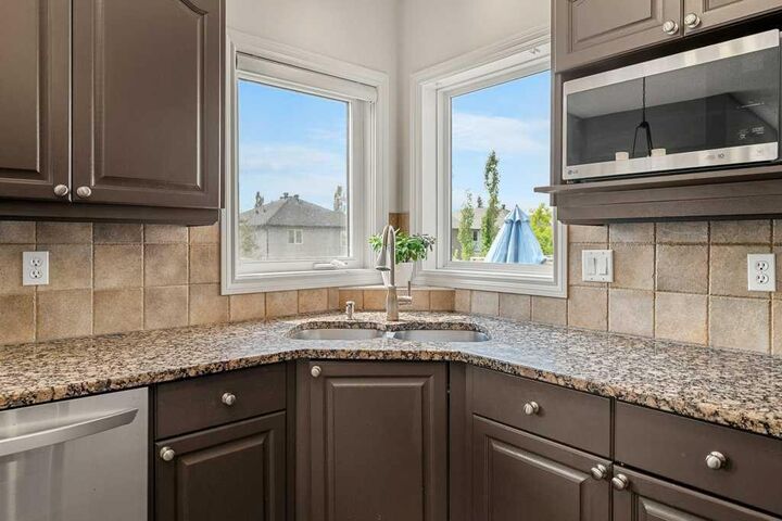 Property Photo: 19 Citadel Ridge Close NW AB T3G 4V4