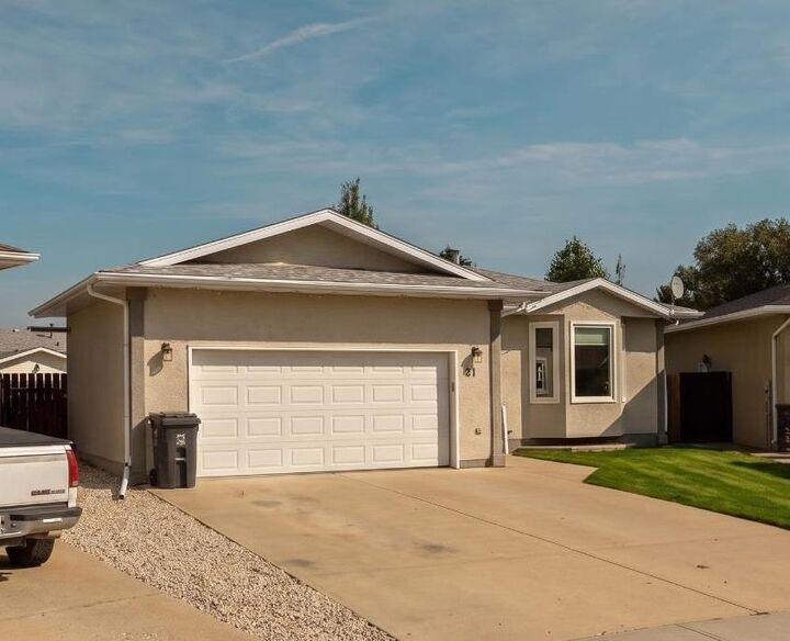 Property Photo: 21 Aspen Place AB T0L 0V0