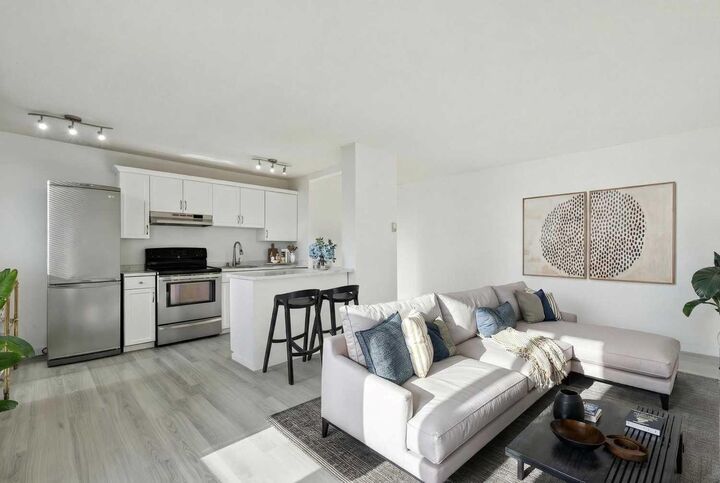 Property Photo:  1236 15 Avenue SW 601  AB T3C 0X5 