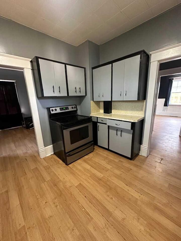 Property Photo: 123 3 Street E AB T1R 0C9