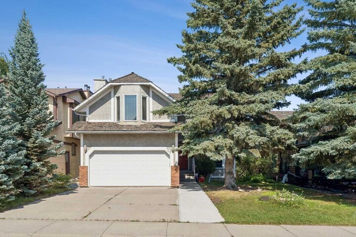 728 Shawnee Drive SW — photo 1