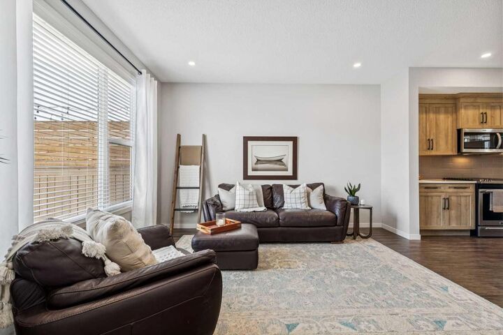 Property Photo: 43 Willow Crescent AB T1S 5S1