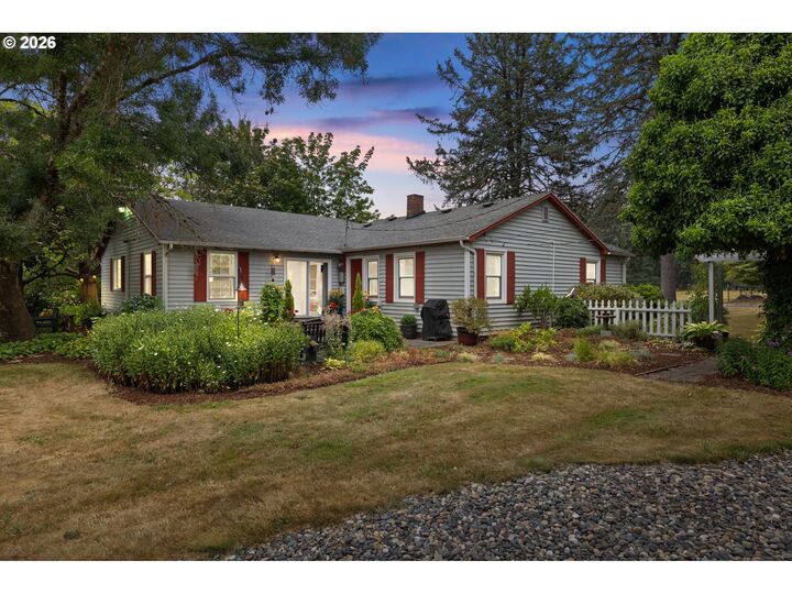 Property Photo: 2902 NE 252nd Ave WA 98607