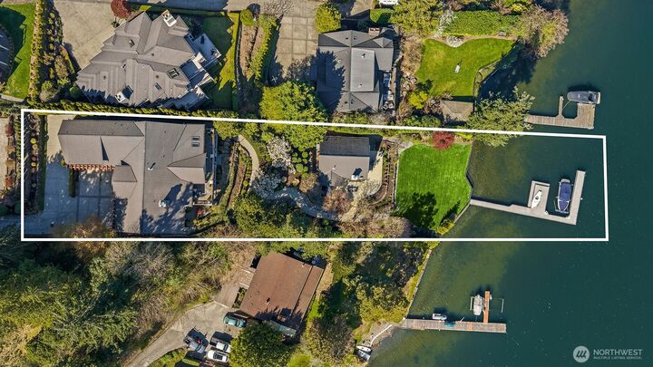Property Photo: 4102 100th Avenue SE WA 98040