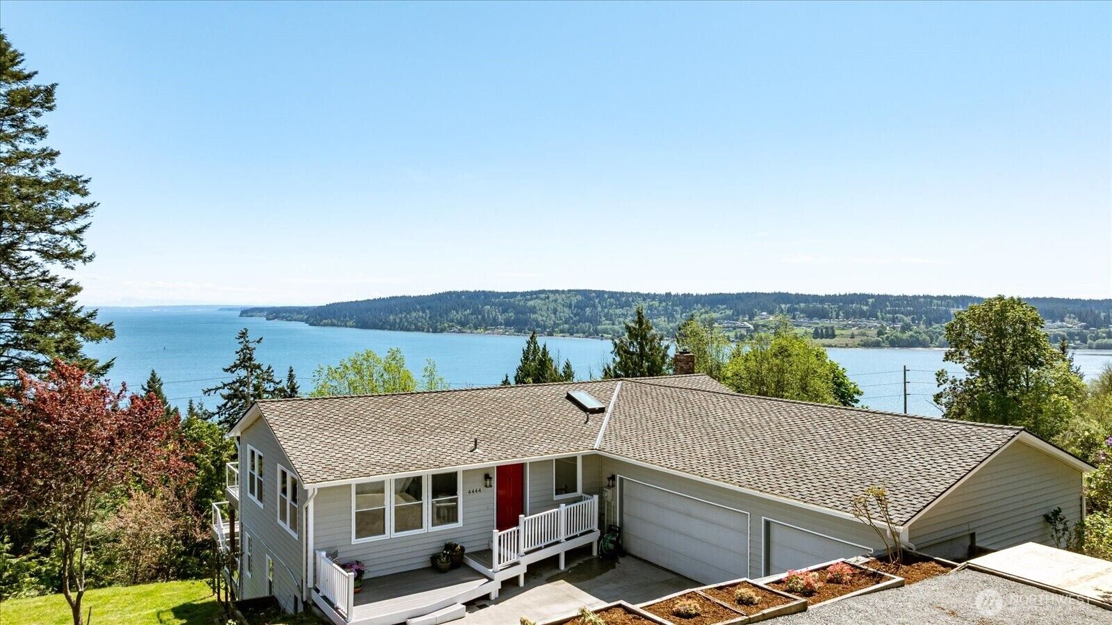 Property Photo: 4444 Norris Lane WA 98277