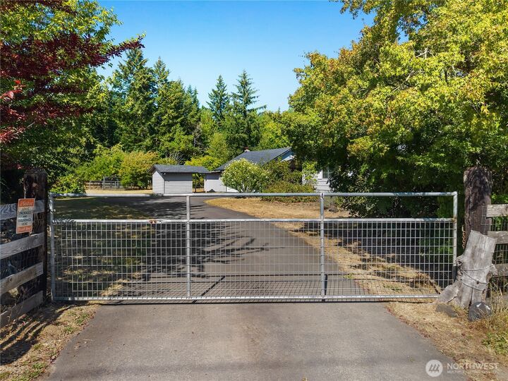 Property Photo:  4110  Baker Ames Road NE  WA 98506 
