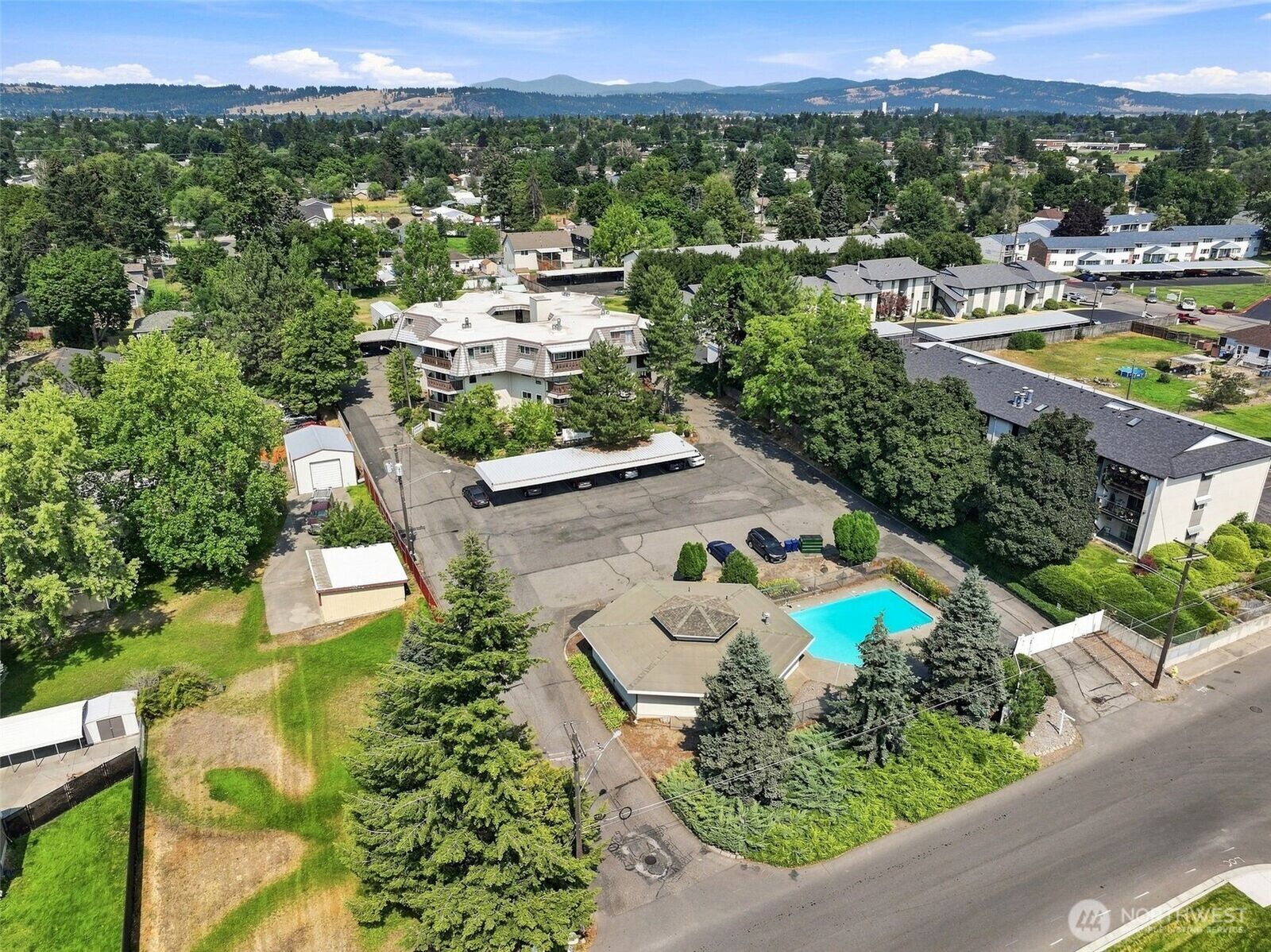 Property Photo:  10321 E Main Avenue 202  WA 99206 