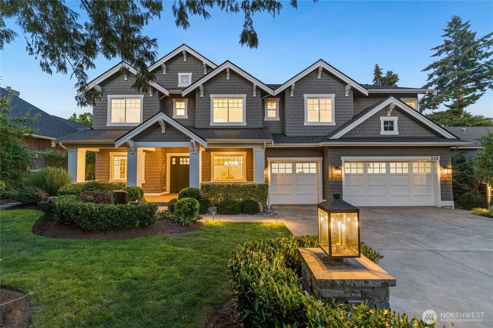 Property Photo: 532 96th Avenue NE WA 98004