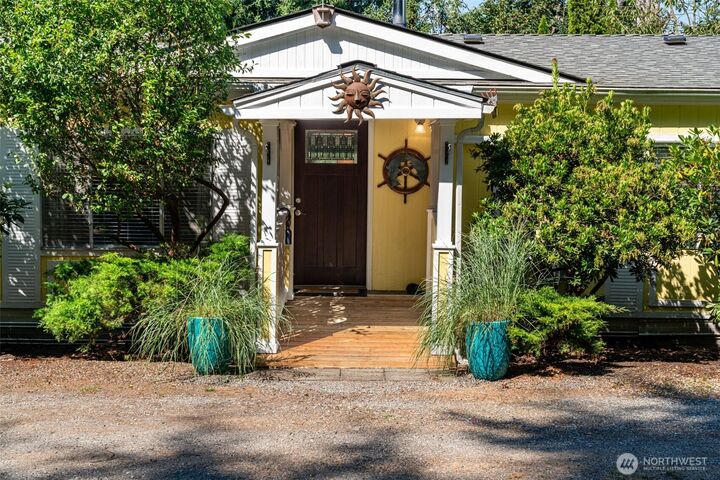 Property Photo:  8412  Eikleberry Court  WA 98284 