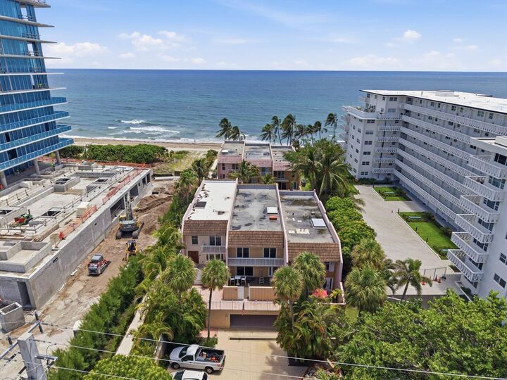 Property Photo:  1173 Hillsboro Mile 2-2  FL 33062 