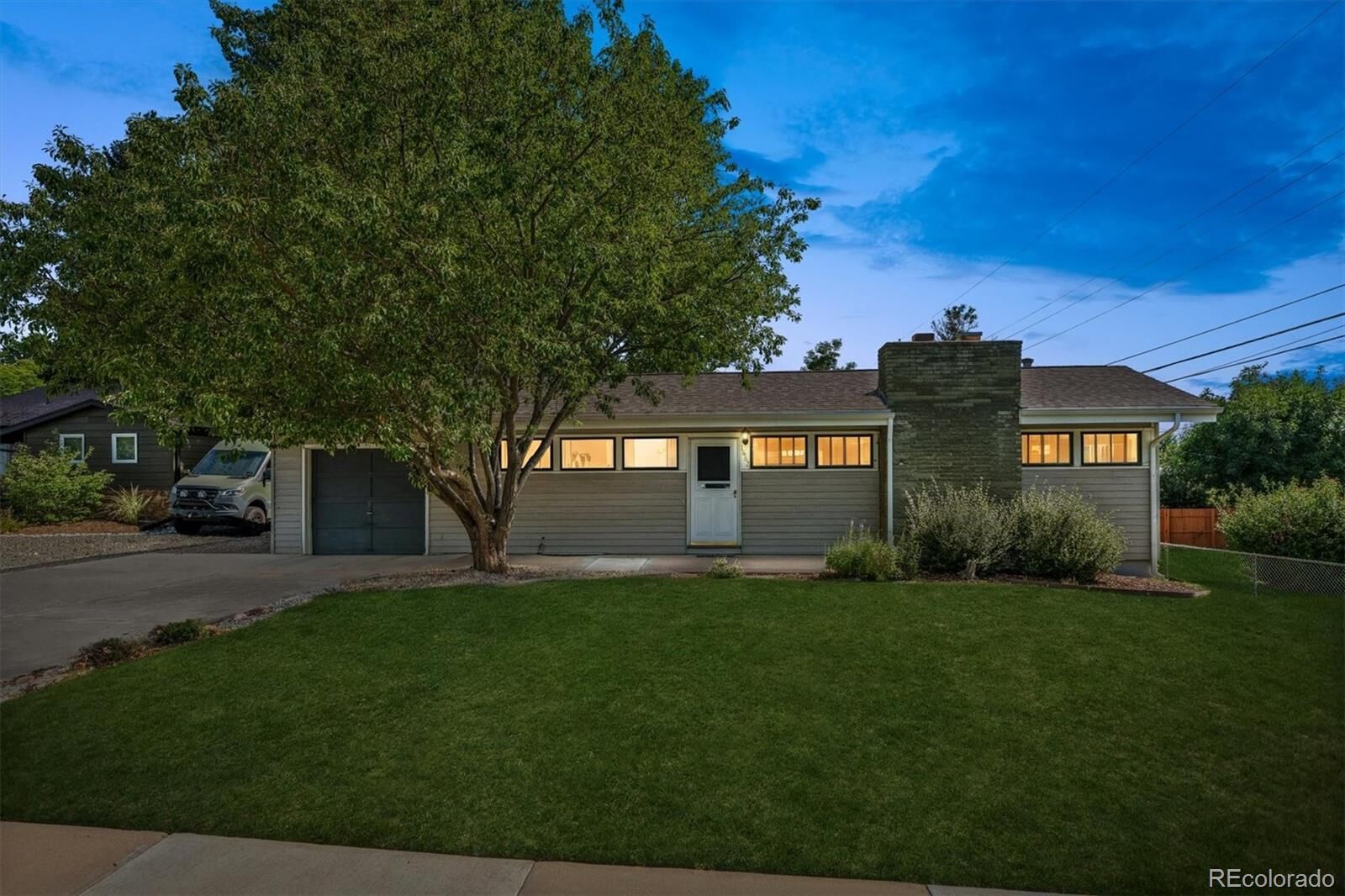 Property Photo: 1662 W Lake Place CO 80120
