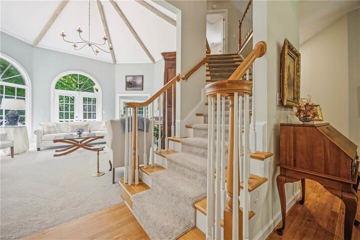 Property Photo:  9 Whitaker Ct  VA 23188 