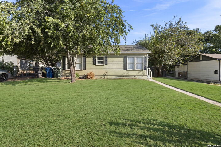 Property Photo:  139 Cravens Ave  TX 78223 