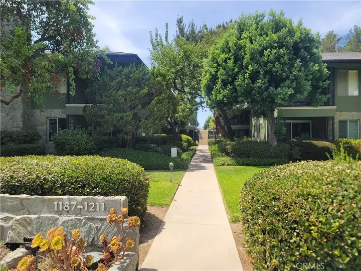 Property Photo: 1209 S Orange Grove Avenue CA 91105