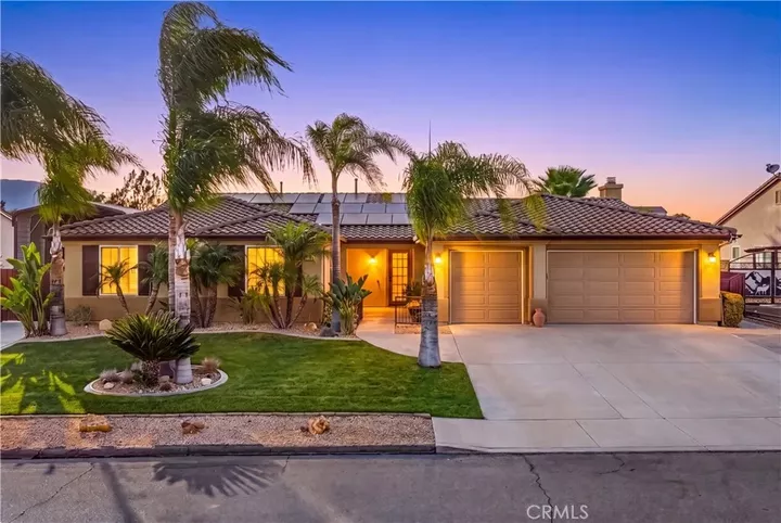 Property Photo:  32717 Blue Mist Way  CA 92595 