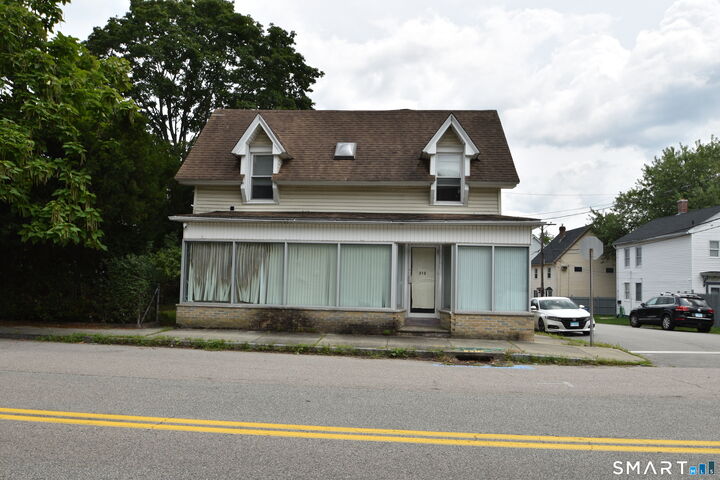 Property Photo: 313 Central Avenue CT 06360