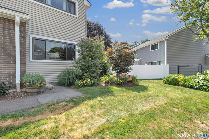 Property Photo:  138 Shagbark Drive 138  CT 06418 