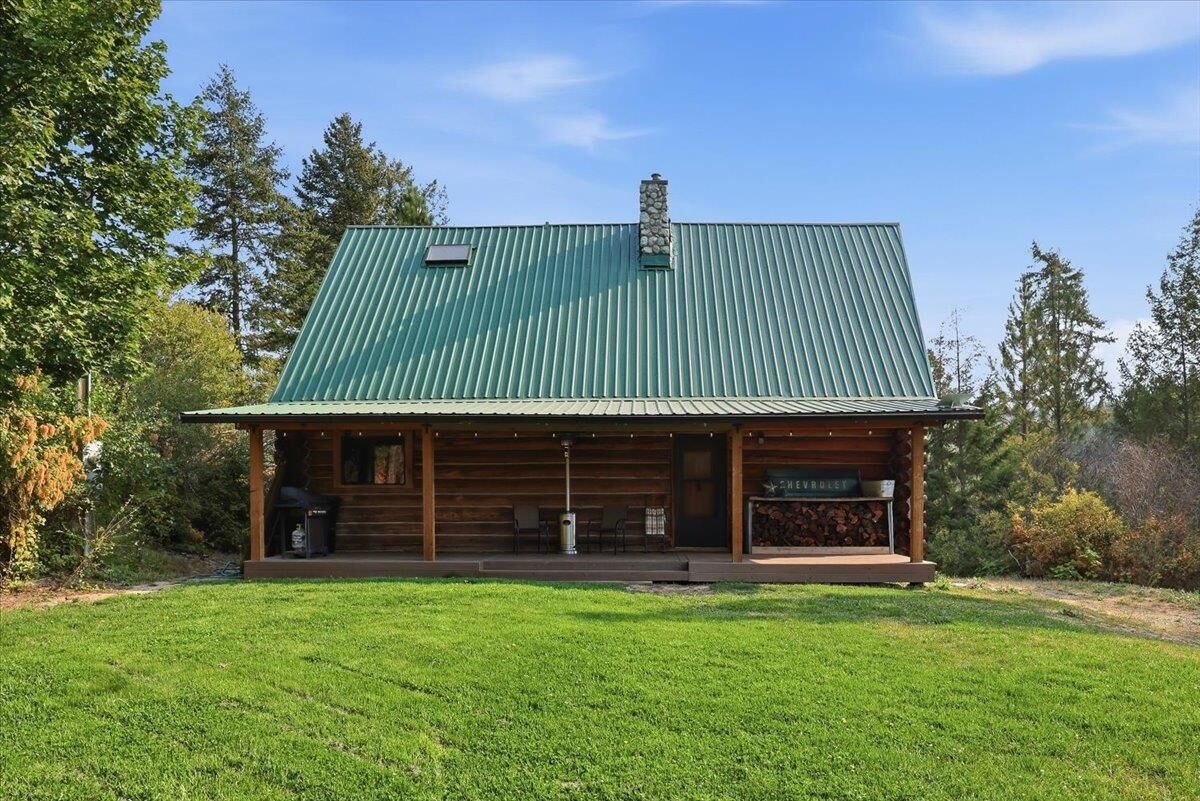 Property Photo:  13915 N Forker Rd  WA 99217 