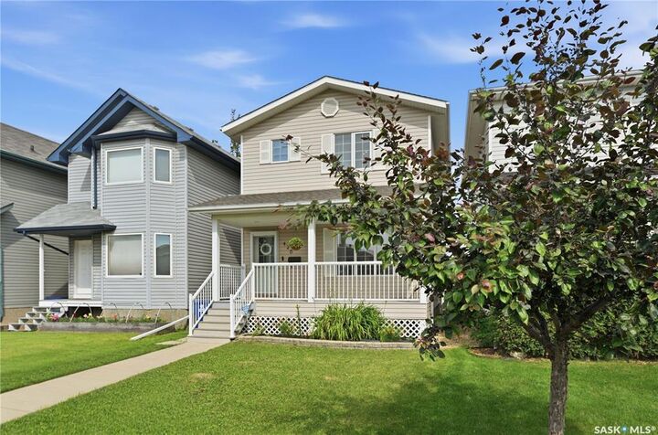 Property Photo:  426 Rutherford Crescent  SK S7N 4X7 