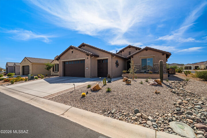 Property Photo:  1852 N Riposte Drive  AZ 85614 