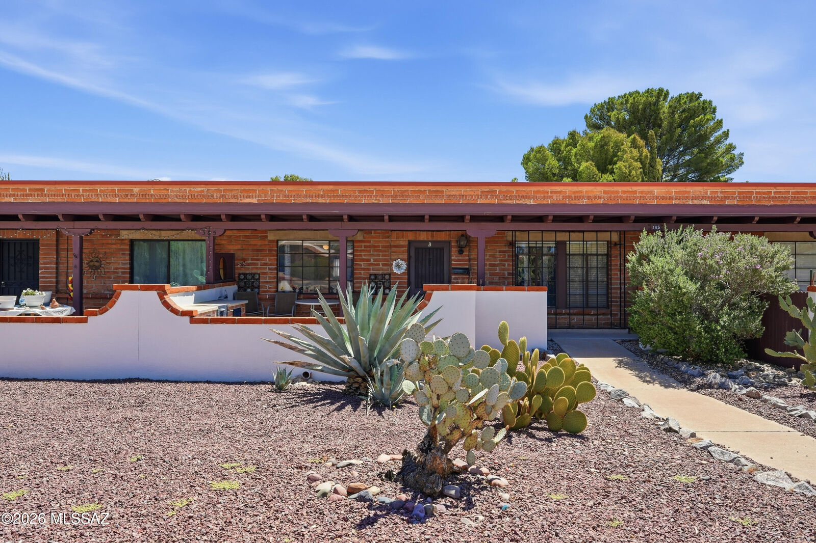 Property Photo: 385 S La Canada Drive AZ 85614