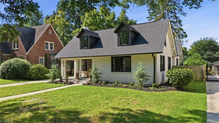 Property Photo: 813 Arbordale Avenue NC 27262