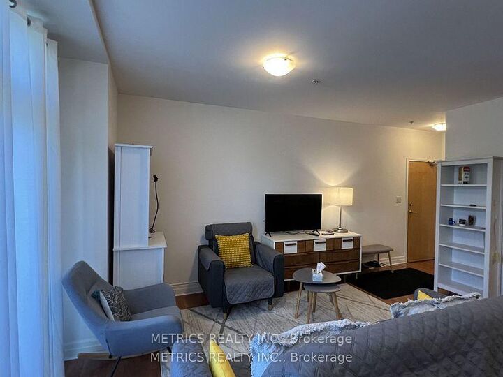 Property Photo:  459 Kerr Street 201  ON L6K 3C2 
